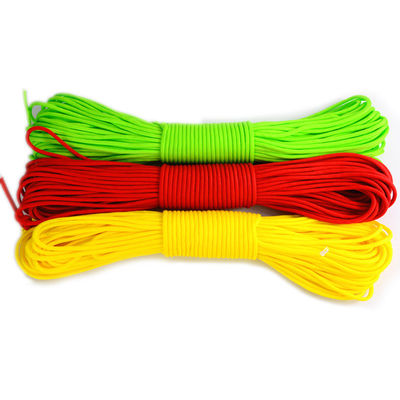 100FT 4mm 7 núcleos Cordão paraquedas sobrevivência Poliéster 550 Paracord corda e versátil