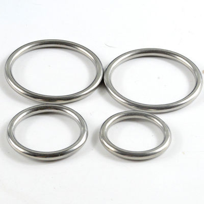 Anel redondo de 30 mm soldado de aço inoxidável Metal O Anel com embalagem de peso bruto 0,024 kg